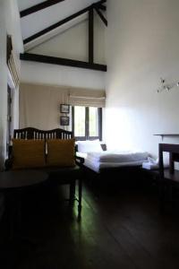 Baan Luang Rajamaitri Historic Inn - 61