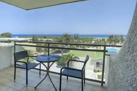 Kipriotis Hippocrates - Adults Only - 57