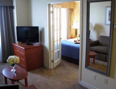 Holiday Inn & Suites Kanata, an IHG - 4