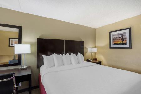 Best Western North - 40