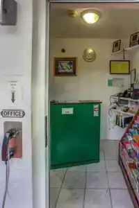 Green Seas Motel - 2