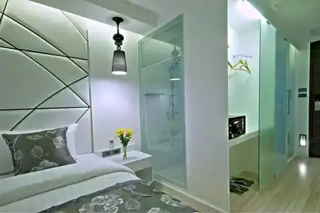 Sukhumvit Suites - 63