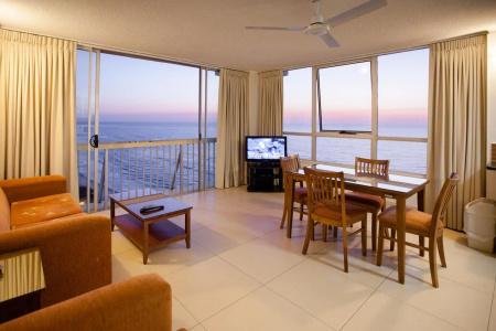 Chateau Beachside - 6