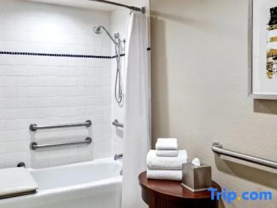 Vea, a Marriott & Spa - 65