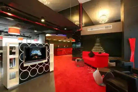 Galleria Sukhumvit 10 Bangkok by Compass Hospitality - 31