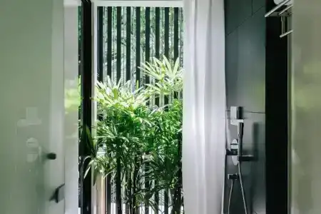 Lloyd's Inn (SG Clean, Staycation Approved) - 7
