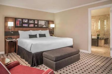 The Warwick Rittenhouse Square - 109