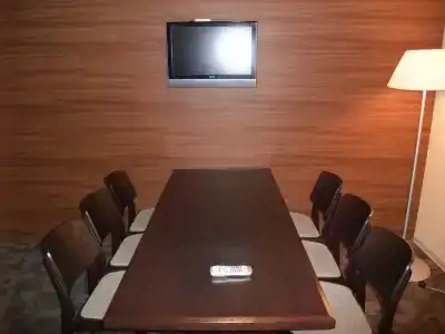 Center - 14
