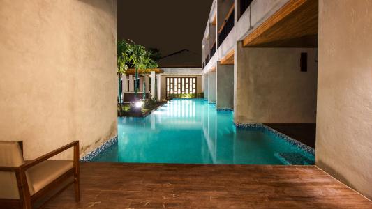 B2 Premier Resort - 15