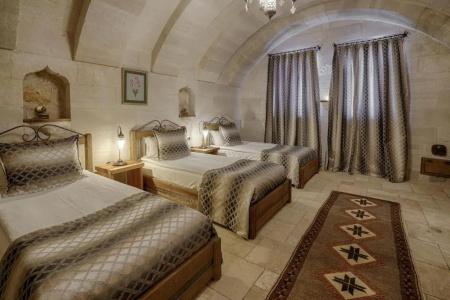 Hera Cave Suites - 51