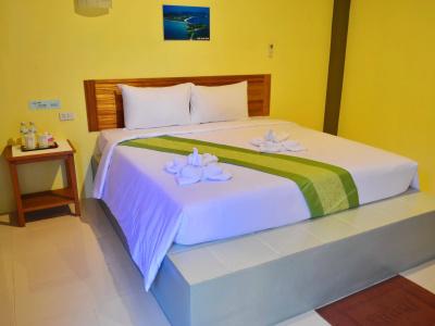 Lanta Baan Nok Resort - 1
