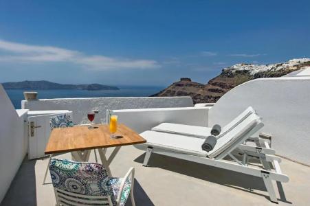Akra Suites - 58
