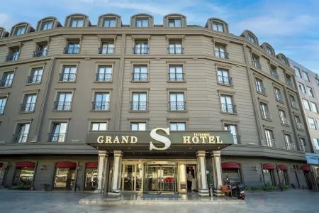 Grand s - 0