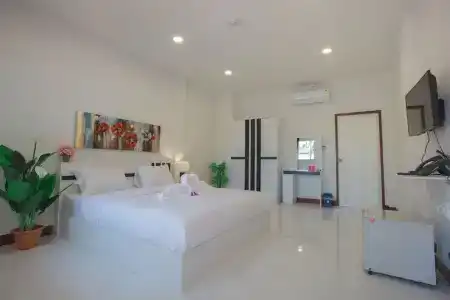 Pantip Boutique - 4