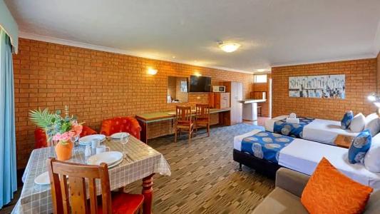 James Street Motor Inn - 39