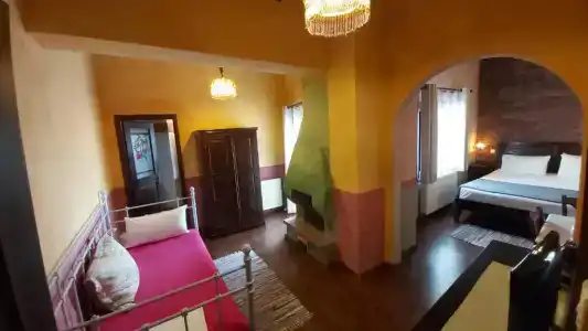Mythos Guesthouse - 70