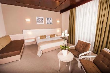 Zagreb - Health & Beauty - 49