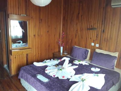 Antonios Motel - 1