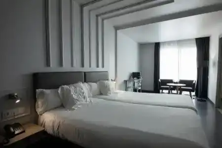 Lux Santiago - 82