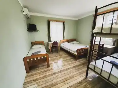 Ureki House - 2