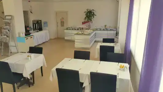 Kamer Suite & - 38