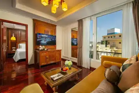 Hanoi Pearl - 212