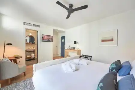m House - 44
