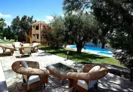 Ledra - 16