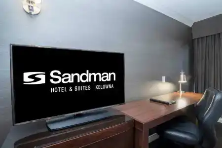 Sandman & Suites - 51