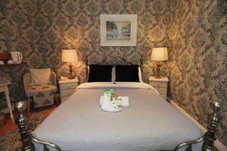 Donnybrook Hall - 29