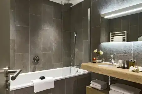 Hôtel Barrière L'Hôtel du Golf - 42