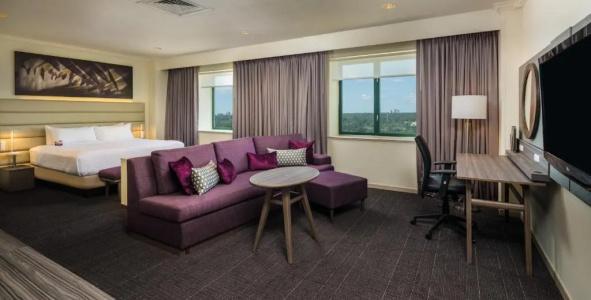 Crowne Plaza Convention Center, an IHG - 71