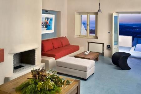 Voreina Gallery Suites - 47