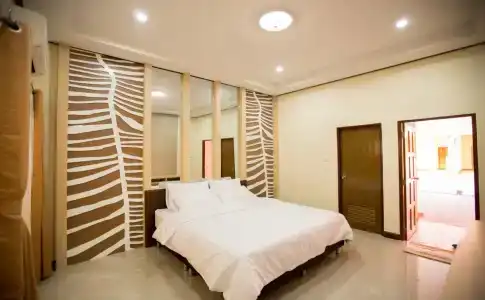 Naphet - 4