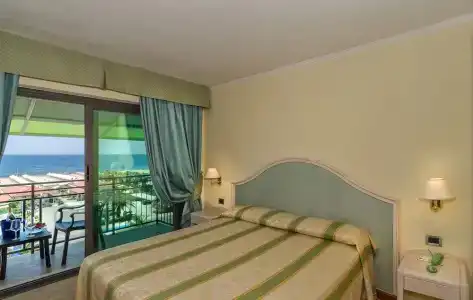 Siesta - 49
