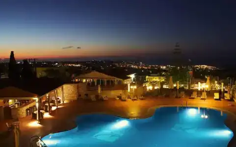 Pilot's Villas Luxury Suites - 4
