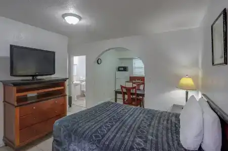 Green Seas Motel - 77