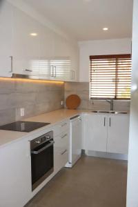 Noosa River Palms - 220