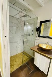 Excellence Suite - 83
