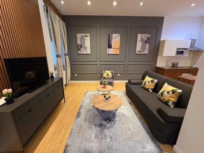 Tesla Boutique  & Rooms - 35