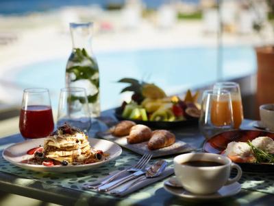Cayo Exclusive Resort & Spa - 11