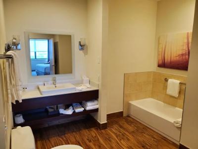 Crowne Plaza Convention Center, an IHG - 58