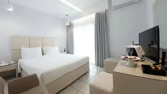 Akrogiali Exclusive (Adults Only) - 81