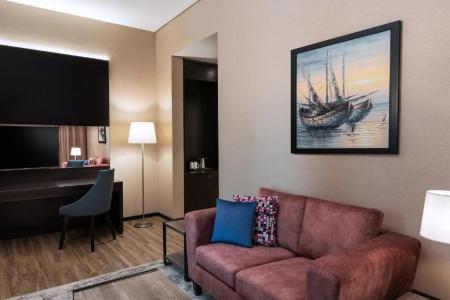 Four Points by Sheraton Production City - 46