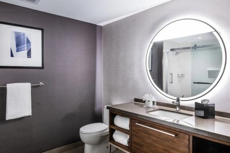 Courtyard by Marriott at Old Town - 71