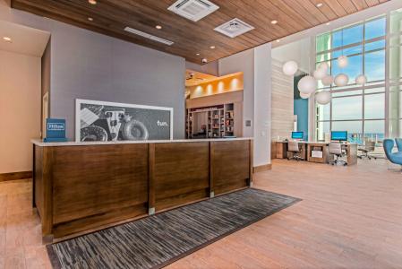 Hampton Inn & Suites Beach-Beachfront - 30