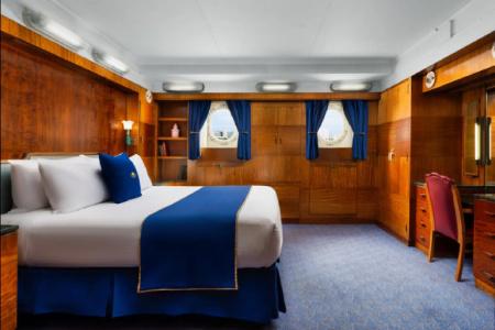 The Queen Mary - 44