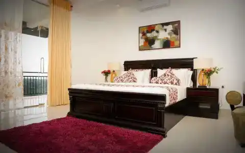 Romance Hills - 228