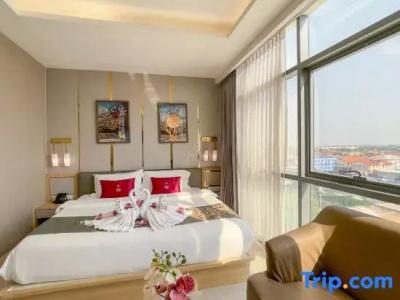 The Elegant Bangkok - 45