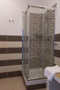 Savoy Riviera - 8
